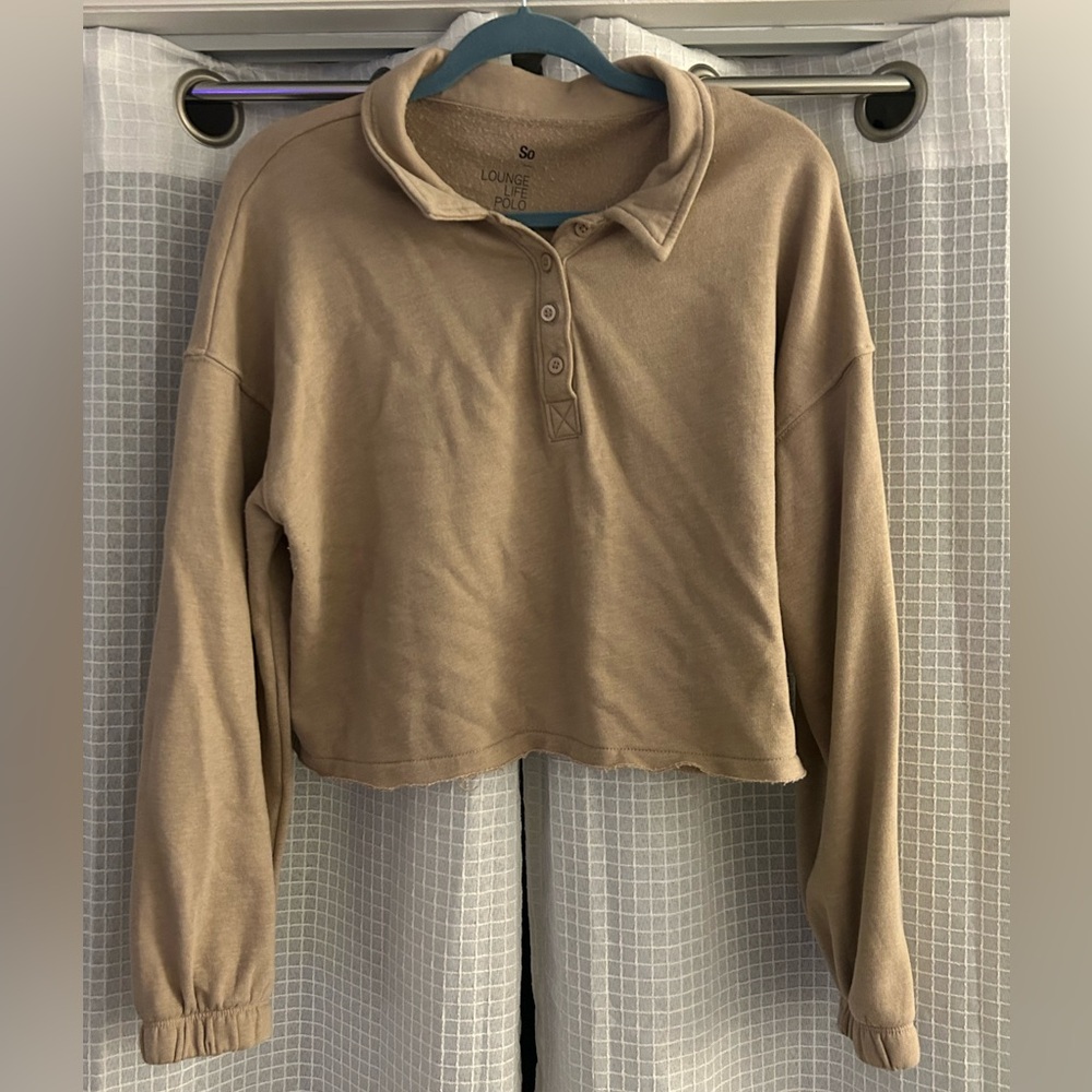 Tan collar sweatshirt- kohl’s